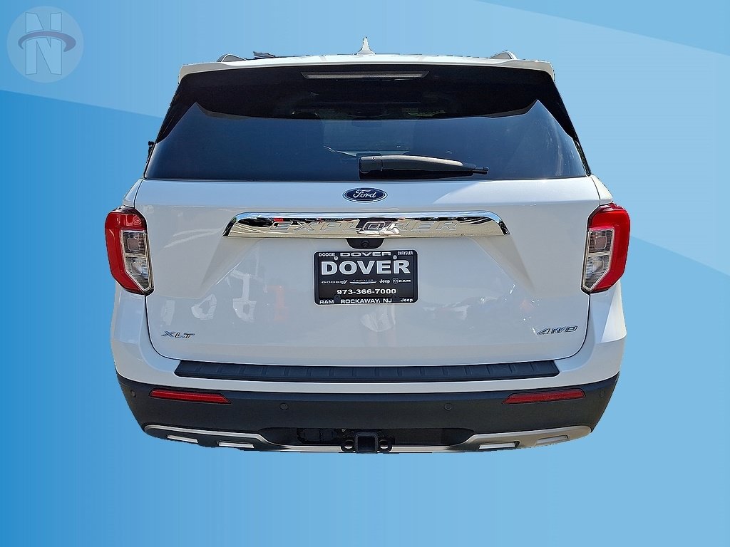 Used 2024 Ford Explorer XLT w/ Equipment Group 202A AWD/4WD image 15