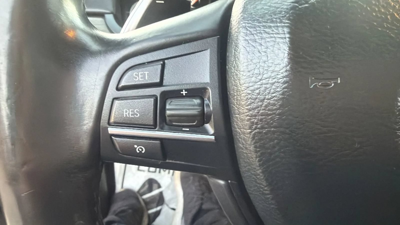 Used 2014 BMW 750Li xDrive AWD/4WD image 39