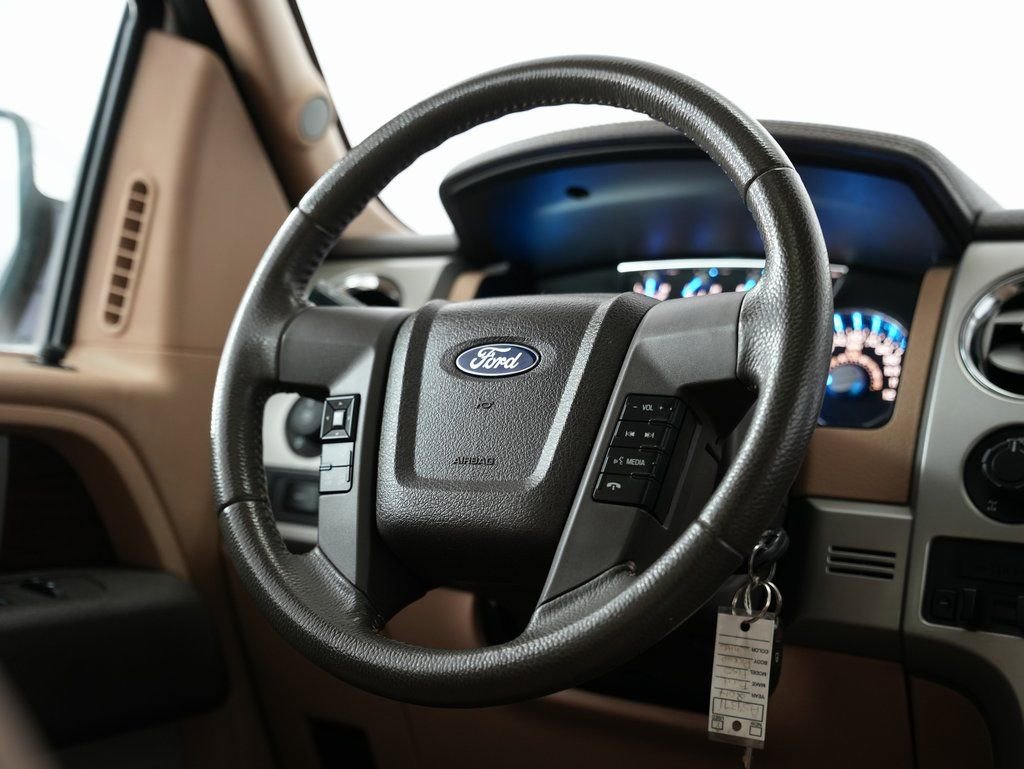 Used 2014 Ford F150 Lariat w/ Lariat Chrome Package RWD image 11