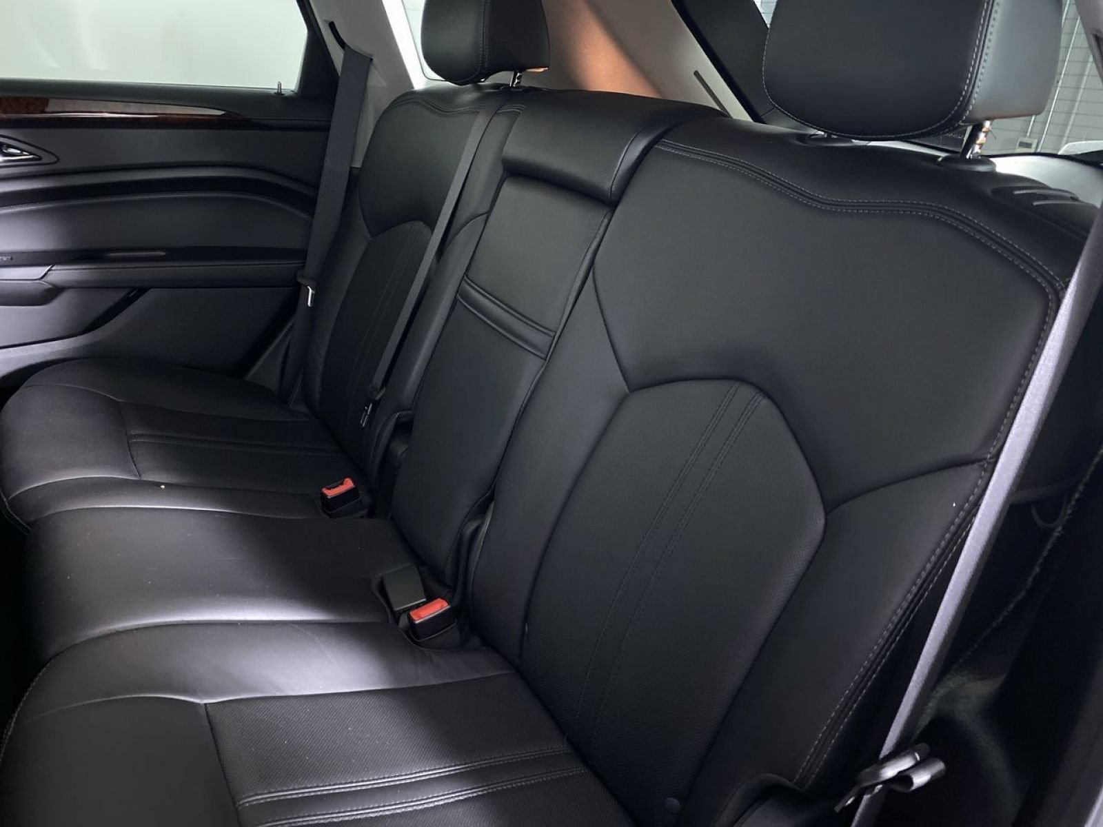 Certified 2016 Cadillac SRX Luxury FWD image 14