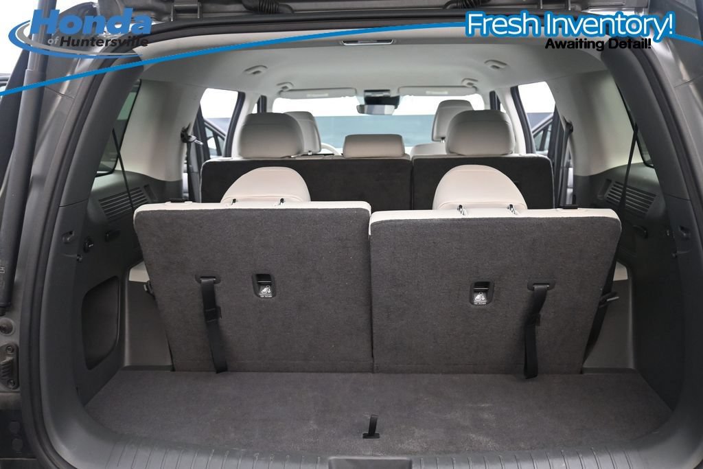 Used 2025 Hyundai Santa Fe SEL FWD image 12