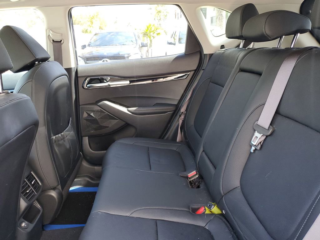 Certified 2023 Kia Seltos EX image 15
