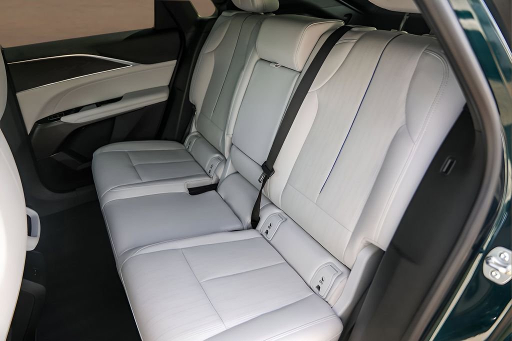 Certified 2024 Cadillac Lyriq Sport image 24