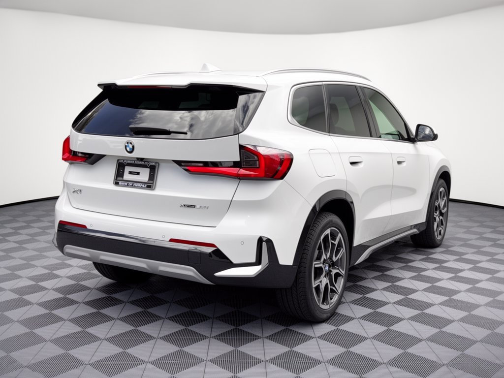 New 2027 BMW X1 xDrive28i AWD/4WD image 9