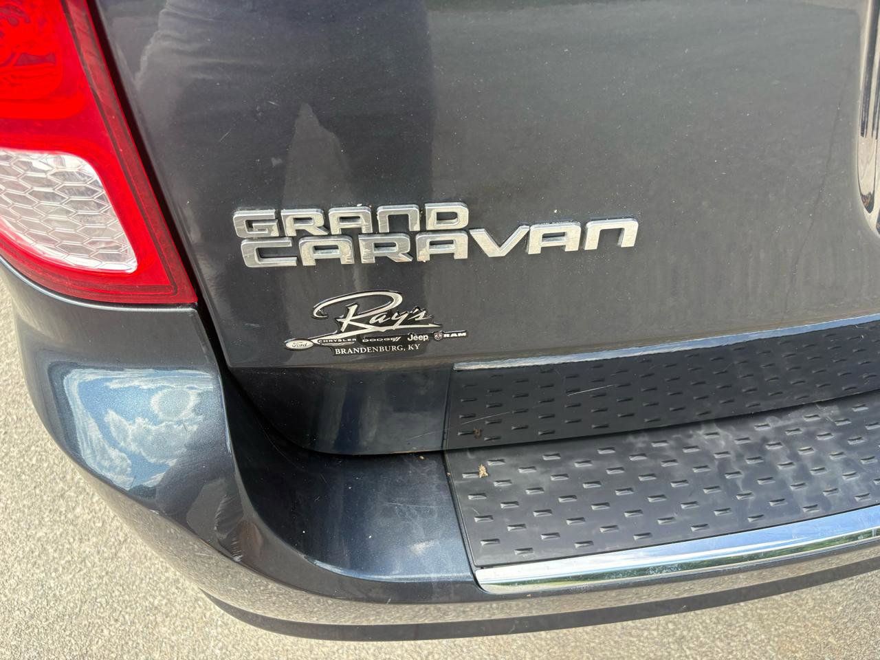 Used 2014 Dodge Grand Caravan SE w/ Quick Order Package 29E SE FWD image 9