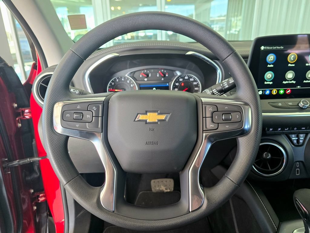 New 2025 Chevrolet Blazer LT FWD image 25