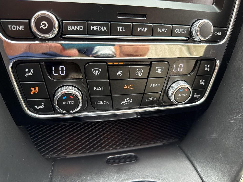 Used 2014 Bentley Flying Spur W12 image 27