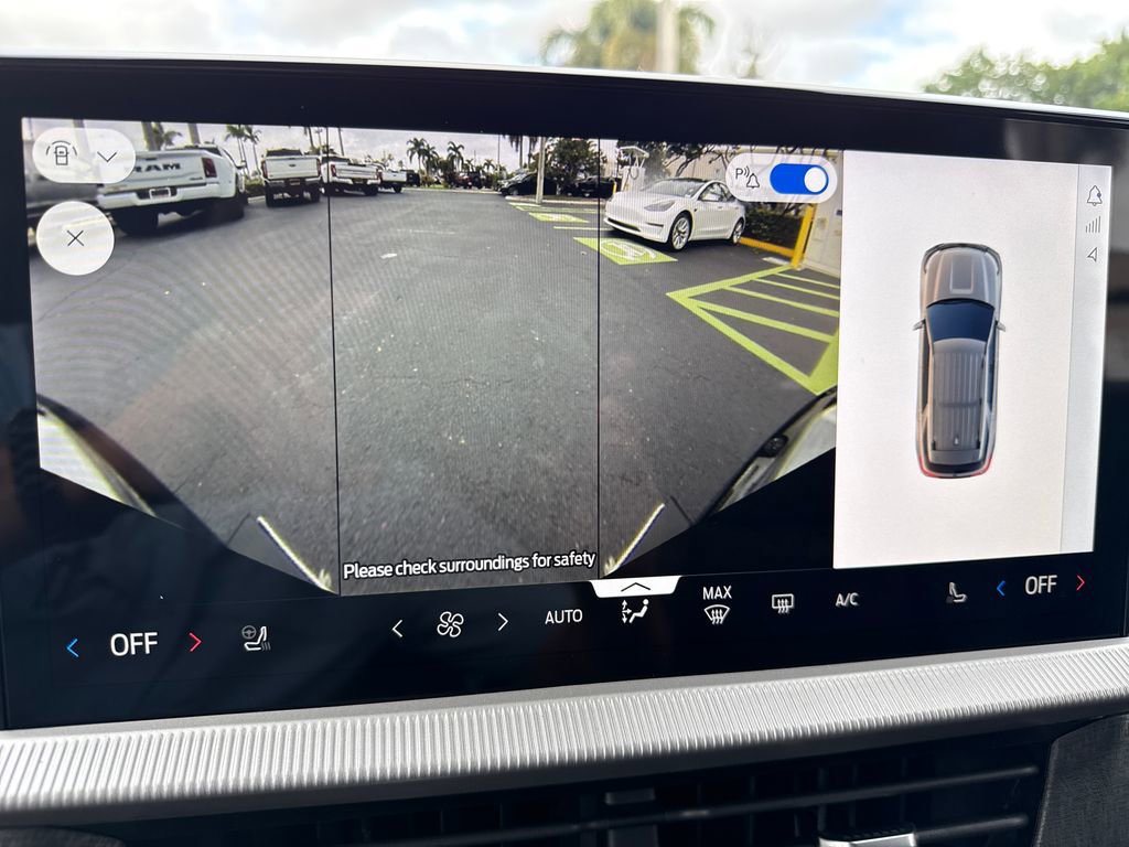 New 2026 Ford Explorer Platinum image 27