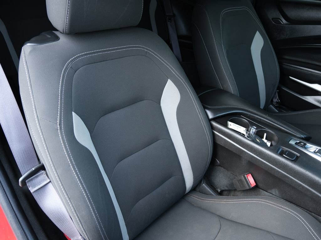 Used 2017 Chevrolet Camaro LT RWD image 27