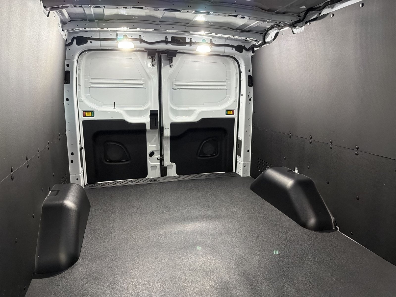 New 2026 Ford Transit 250 Low Roof AWD w/ Load Area Protection Package image 32