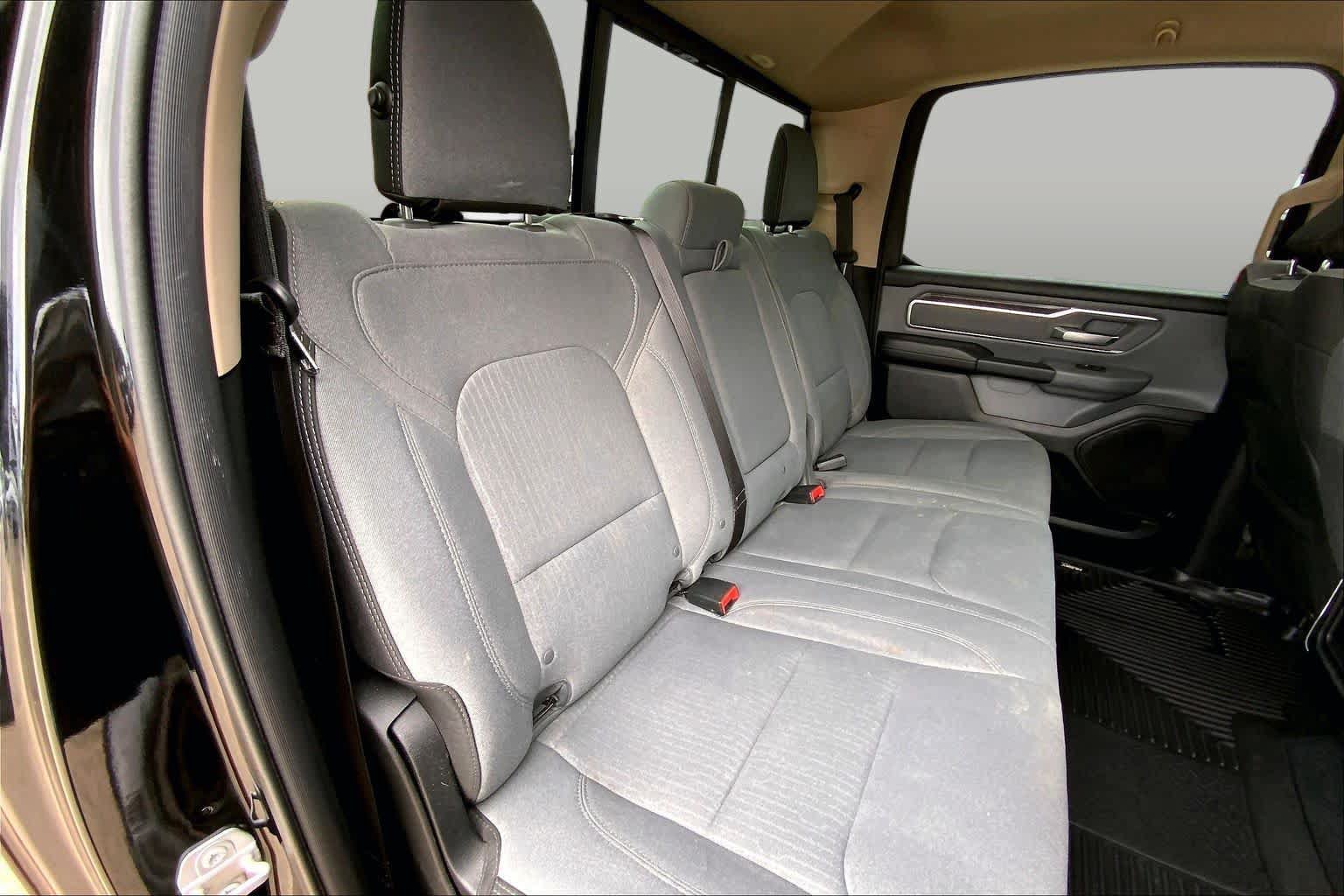 Used 2019 RAM 1500 Big Horn AWD/4WD image 19