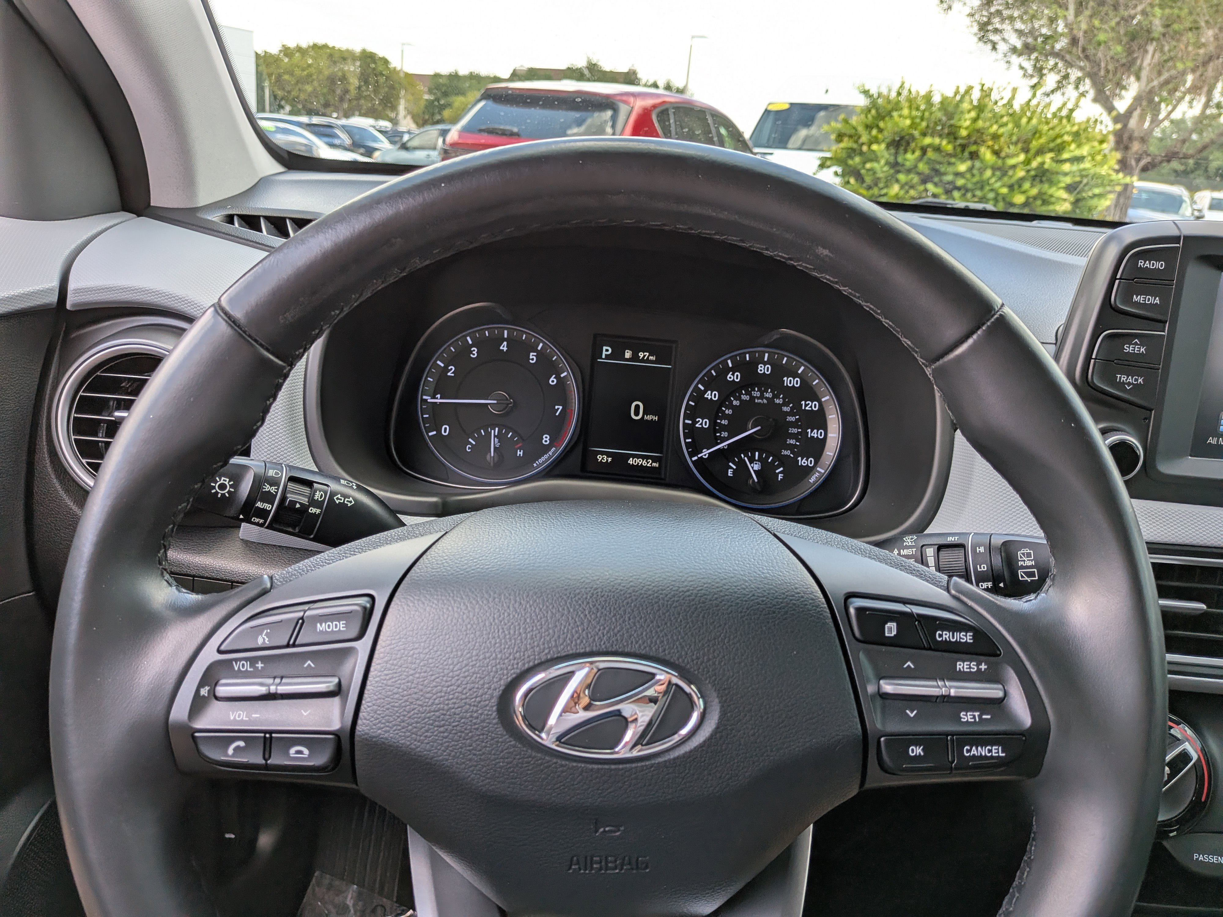 Used 2020 Hyundai Kona SEL Plus FWD image 27