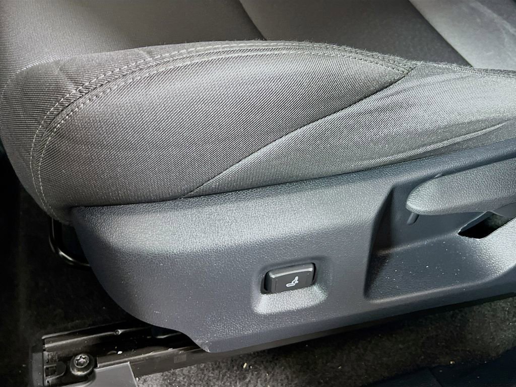 Certified 2024 Toyota Tacoma SR image 18