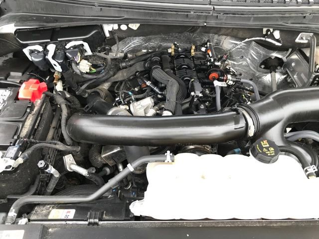 Used 2024 Ford Expedition Limited AWD/4WD image 23