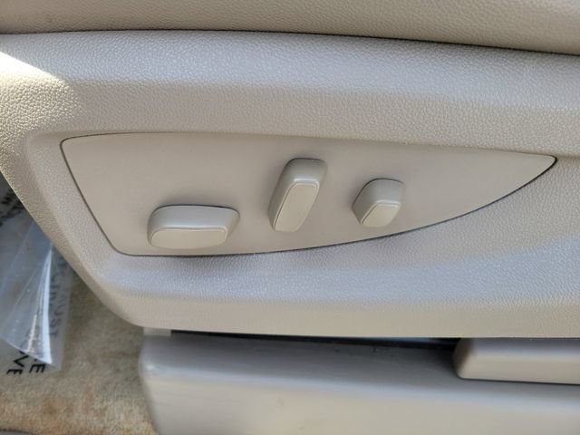 Used 2018 Chevrolet Tahoe LT RWD image 19
