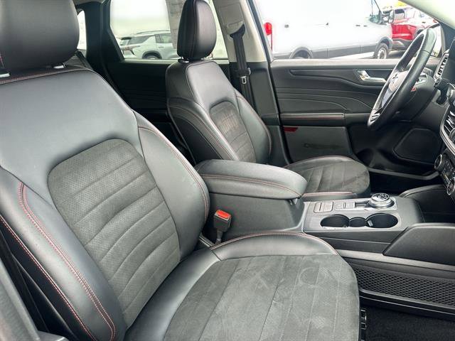 Used 2021 Ford Escape SEL w/ Equipment Group 302A image 46