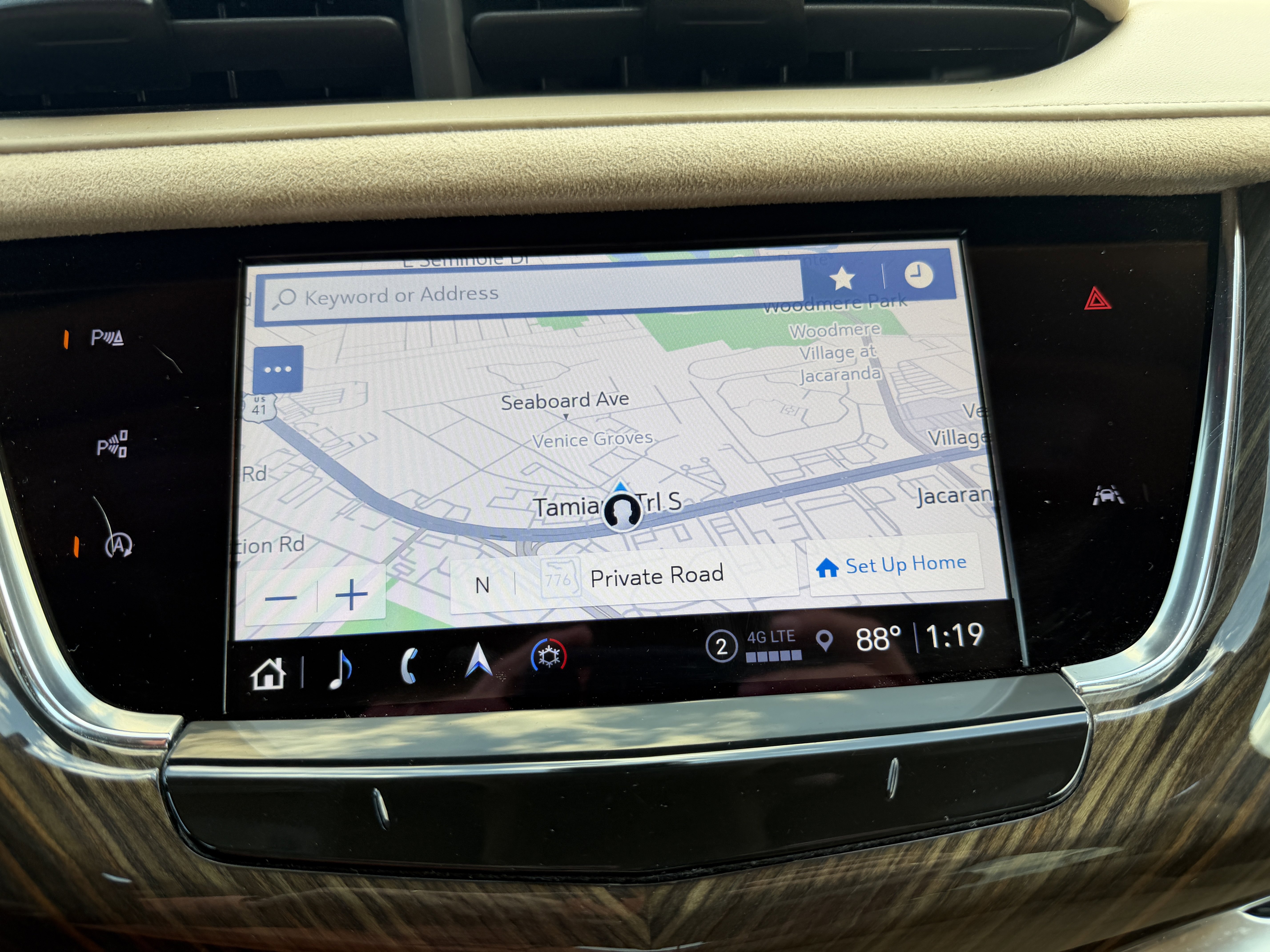 Certified 2025 Cadillac XT6 Sport w/ Platinum Package image 23