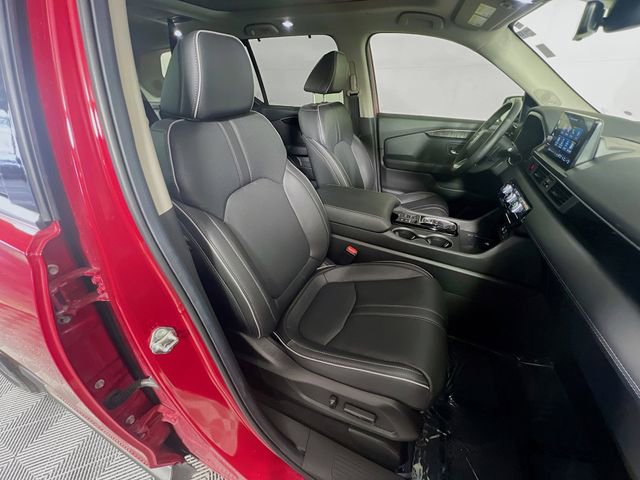 Used 2025 Honda Pilot Elite image 29