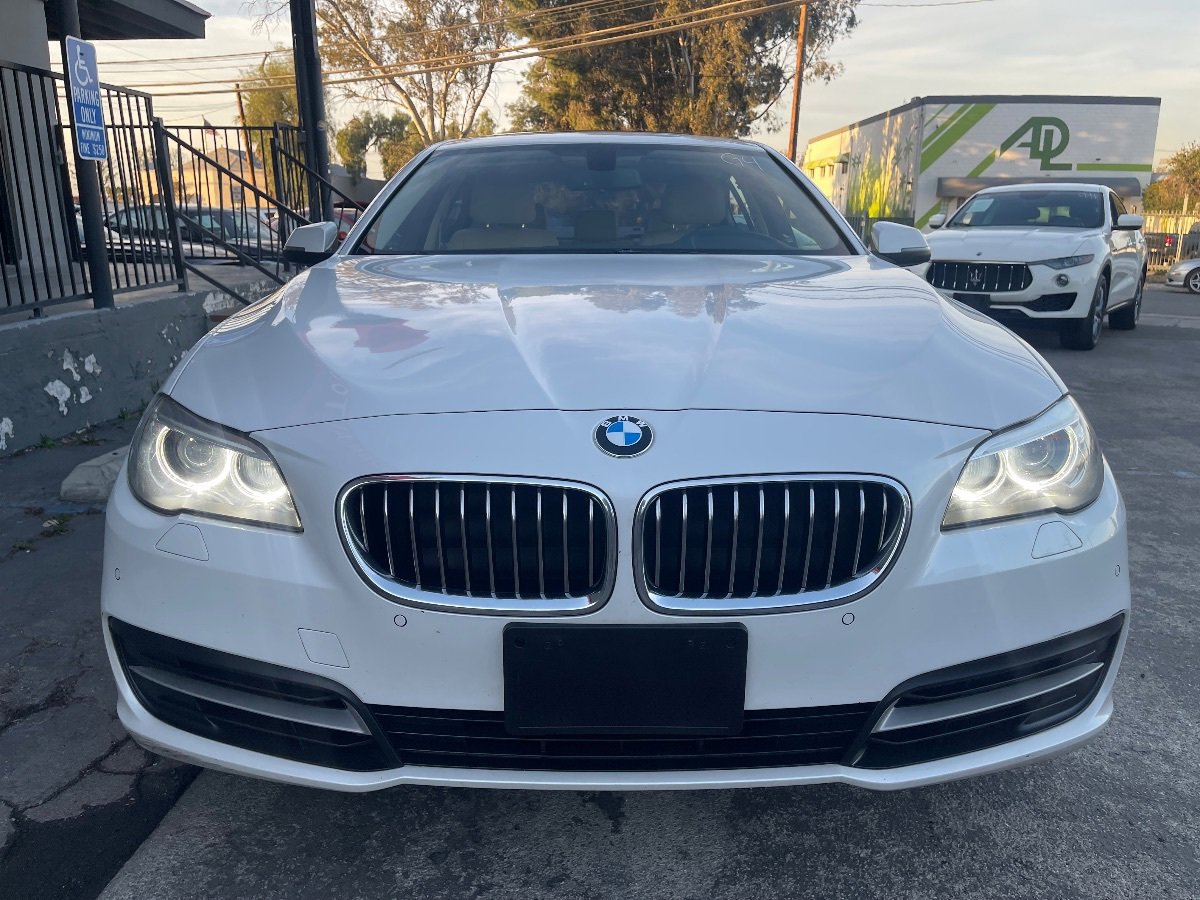 Used 2014 BMW 528i Sedan image 2