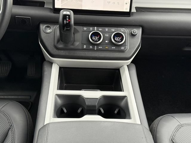 Used 2025 Land Rover Defender 110 S AWD/4WD image 18