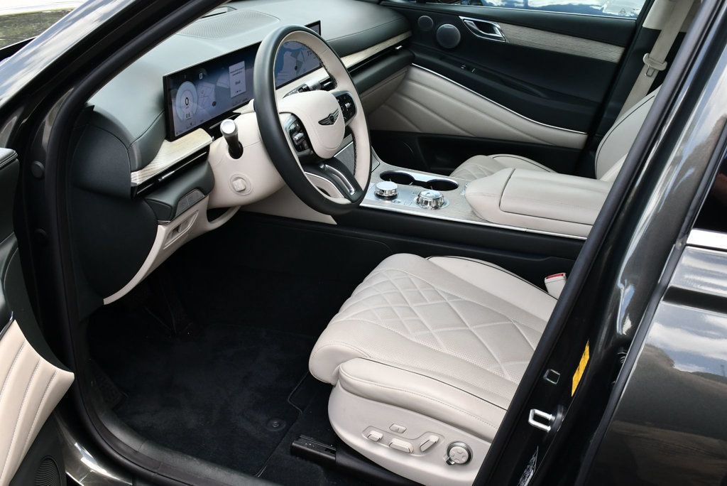 Used 2025 Genesis GV80 3.5T Prestige AWD/4WD image 53