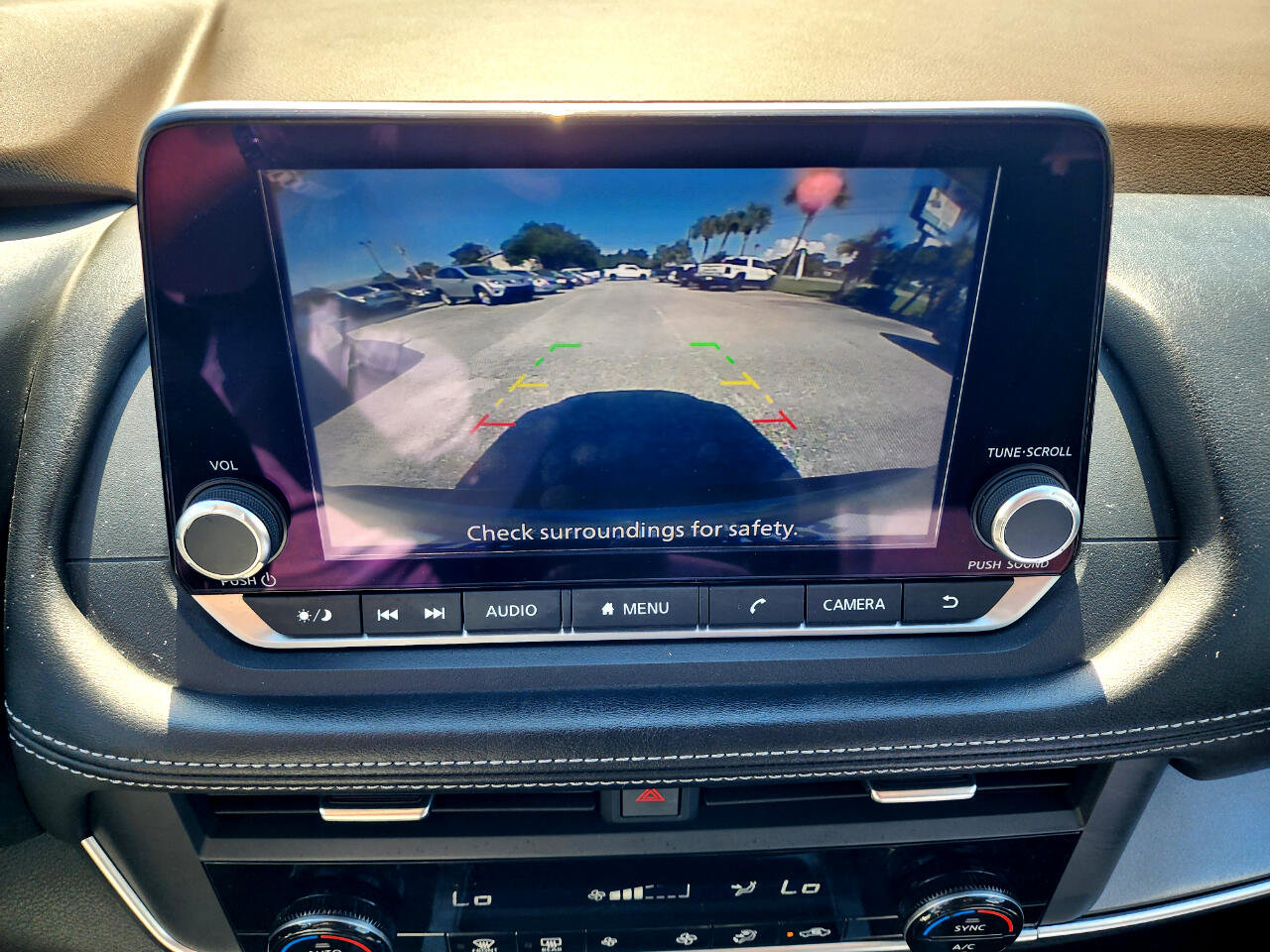 Used 2023 Nissan Rogue SV image 22