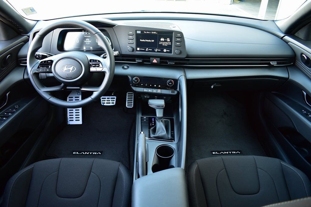 New 2026 Hyundai Elantra Sport image 33