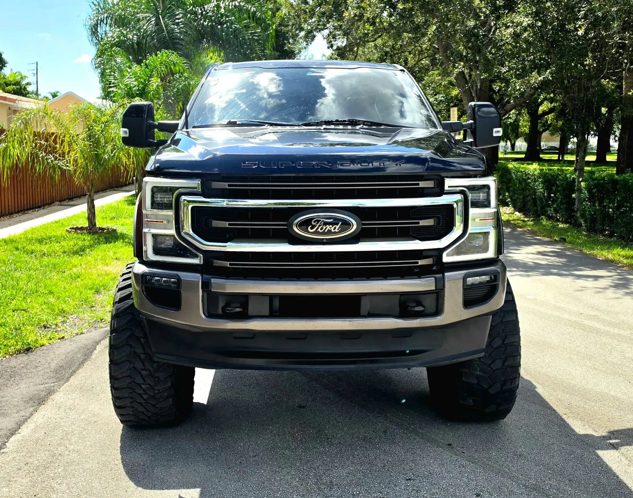 Used 2020 Ford F250 King Ranch w/ King Ranch Ultimate Package AWD/4WD image 2