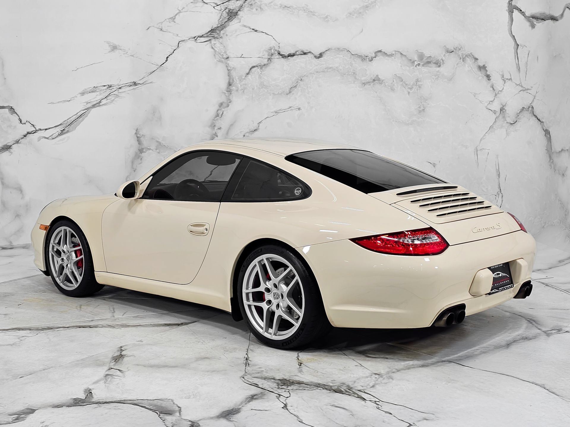 Used 2010 Porsche 911 GT3 RS image 17
