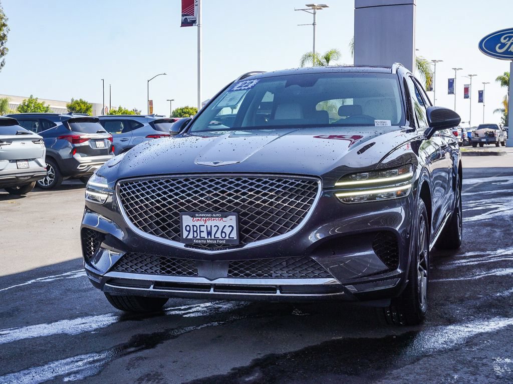 Used 2022 Genesis GV70 2.5T w/ Advanced Package AWD/4WD image 3