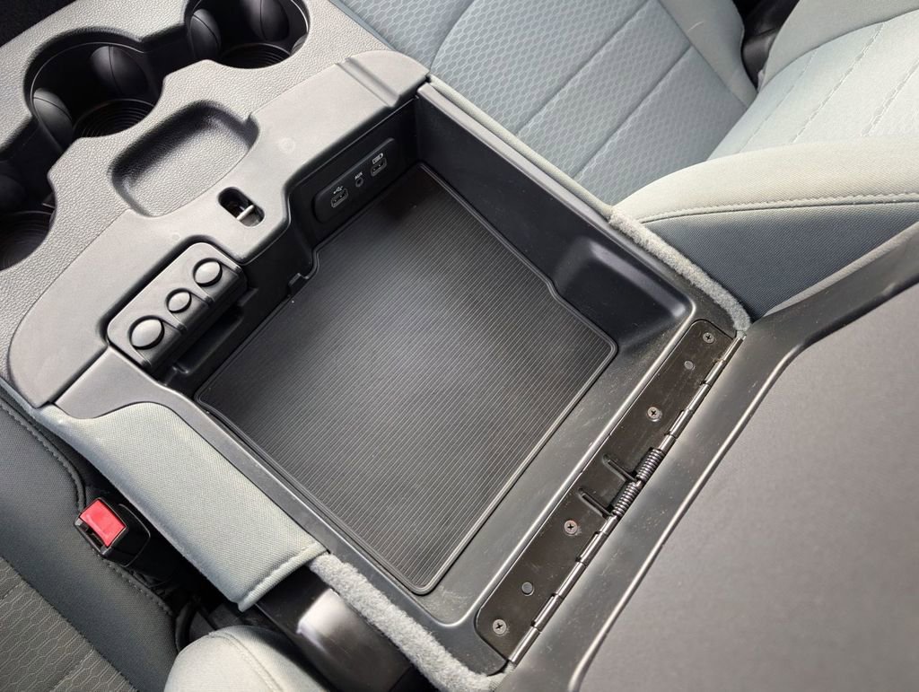 Used 2018 RAM 1500 Express w/ Popular Equipment Group image 34