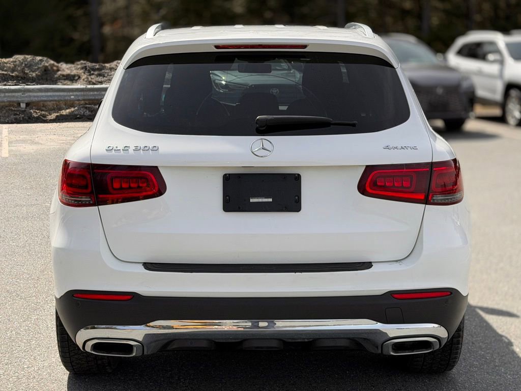 Used 2021 Mercedes-Benz GLC 300 4MATIC image 4