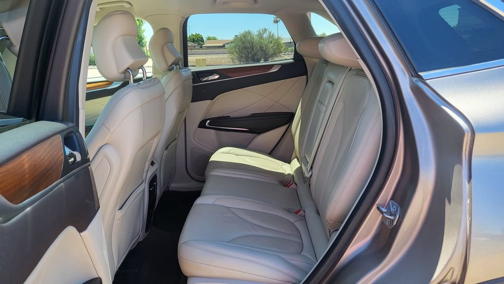 Used 2019 Lincoln MKC Select w/ MKC Climate Package FWD image 24