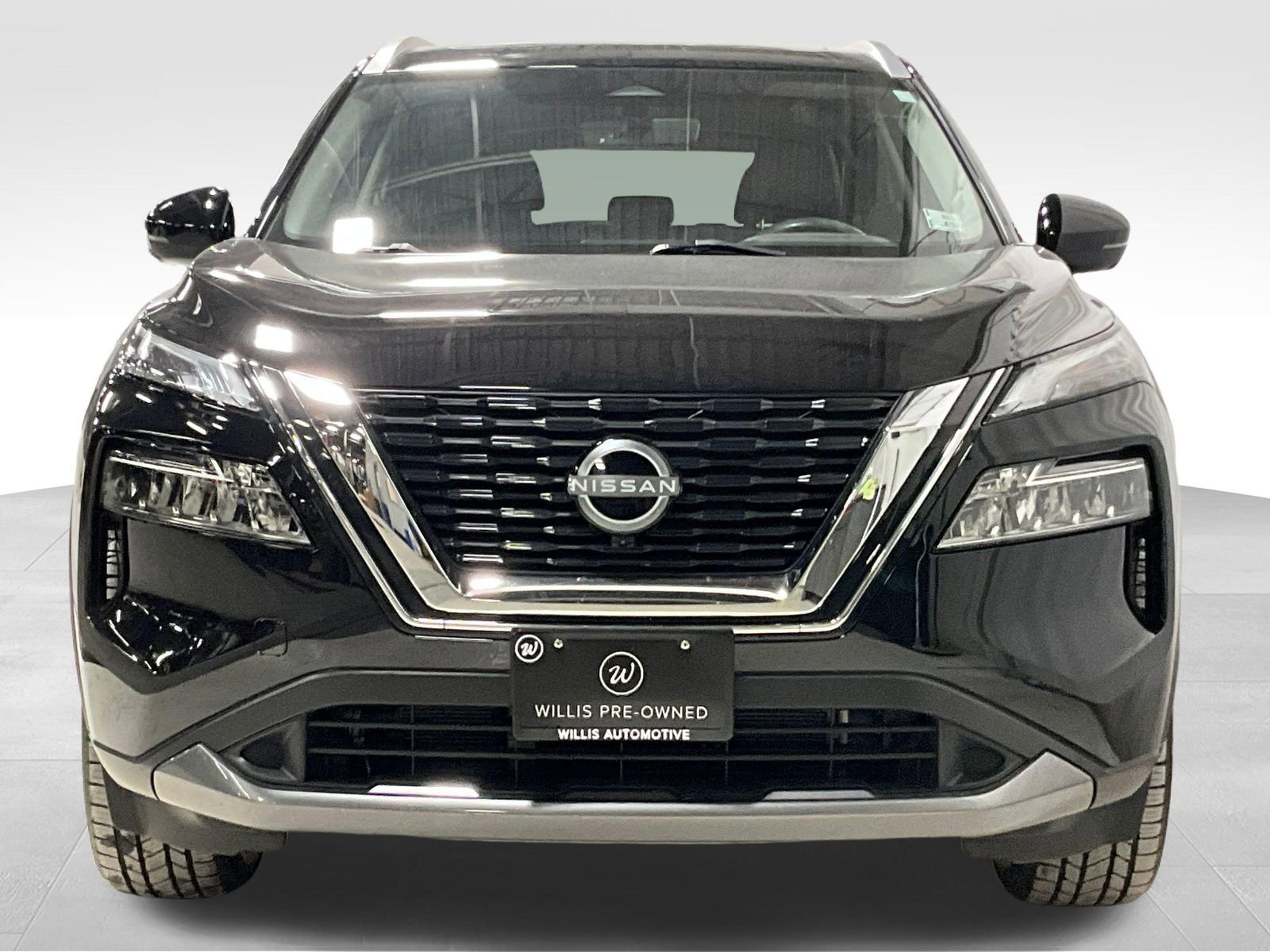 Used 2023 Nissan Rogue SL AWD/4WD image 2