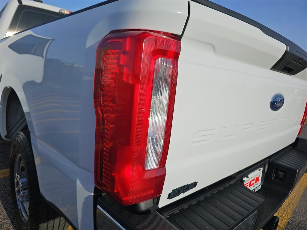 Used 2023 Ford F250 XL w/ XL Chrome Package image 30