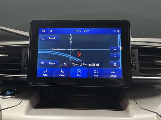 Used 2023 Ford Explorer XLT AWD/4WD image 10