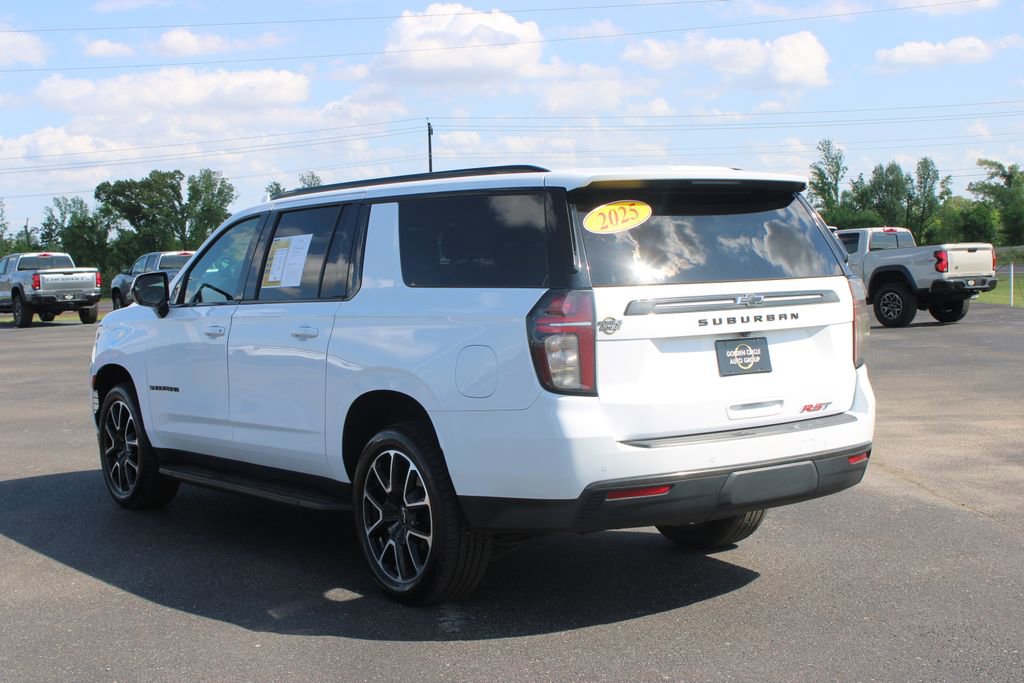 Used 2021 Chevrolet Suburban RST image 7