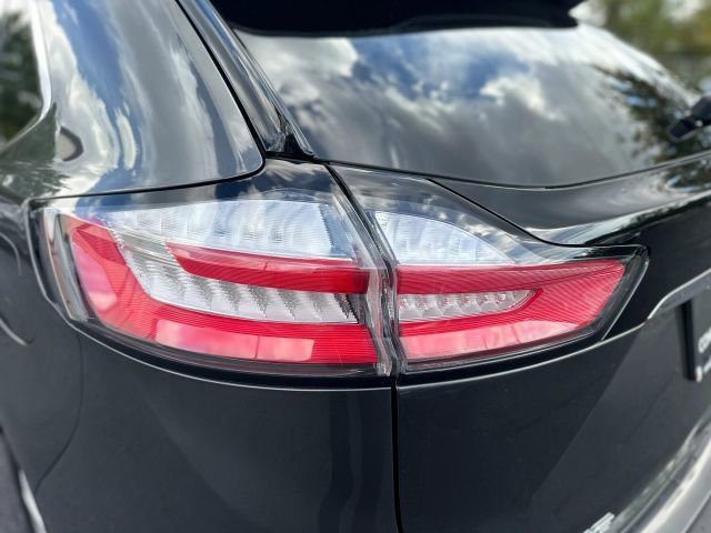 Used 2019 Ford Edge SEL w/ Equipment Group 201A image 33