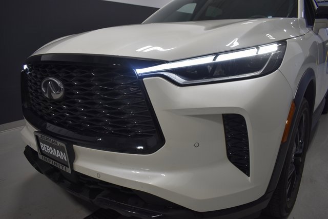 Used 2025 INFINITI QX60 Luxe w/ Black Edition image 11