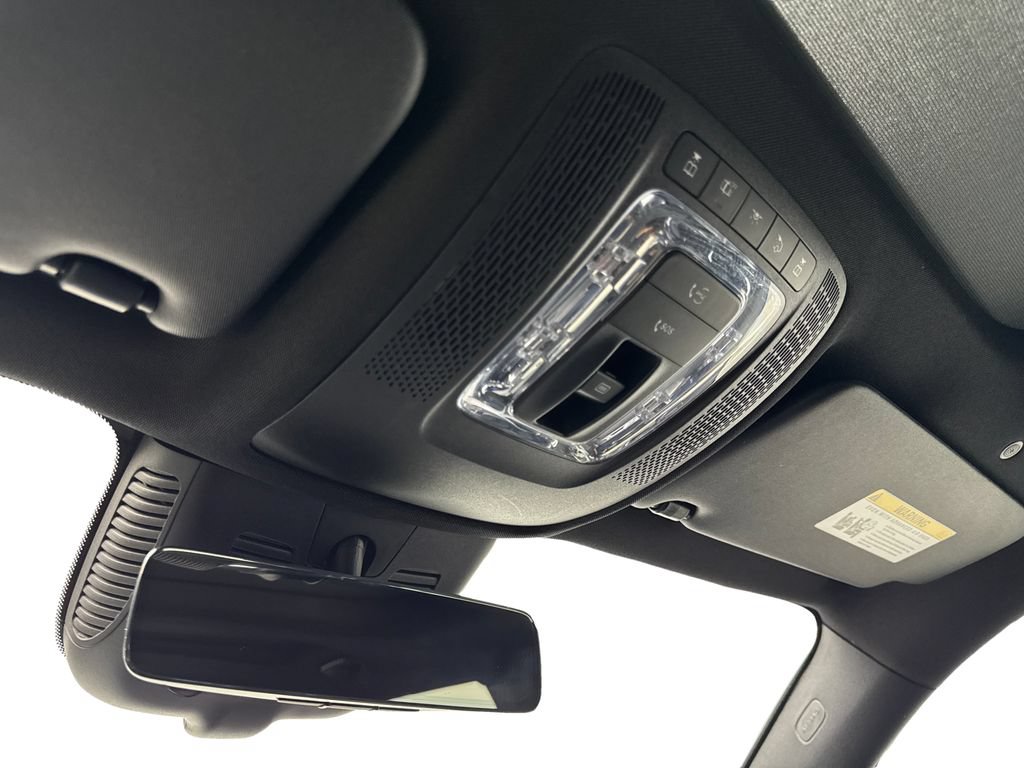 Used 2024 Mercedes-Benz GLB 250 image 65
