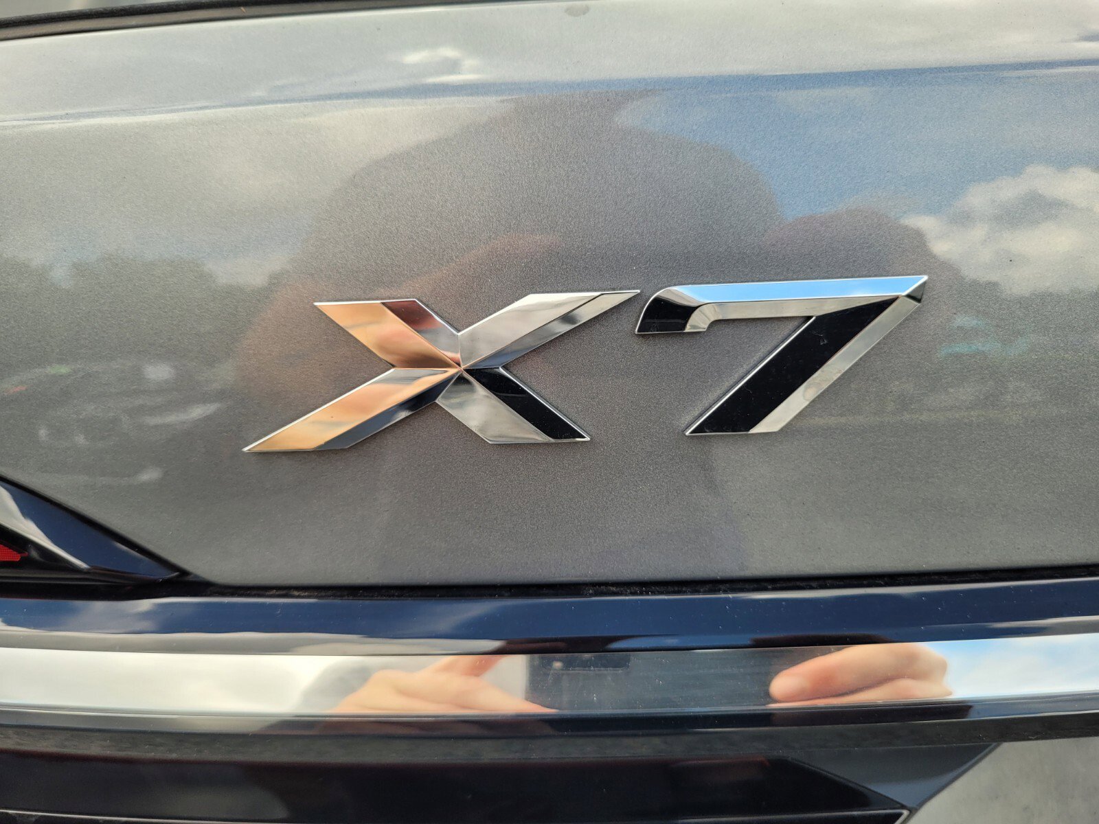 New 2025 BMW X7 xDrive40i w/ M Sport Package image 14