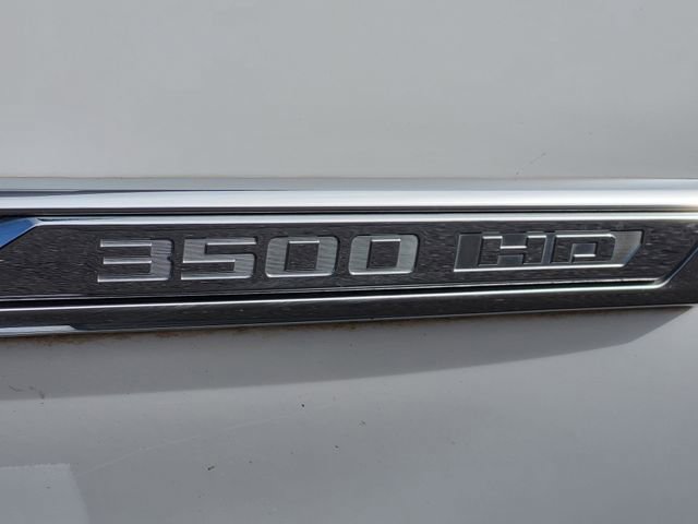 Used 2024 Chevrolet Silverado 3500 High Country w/ High Country Premium Package image 10