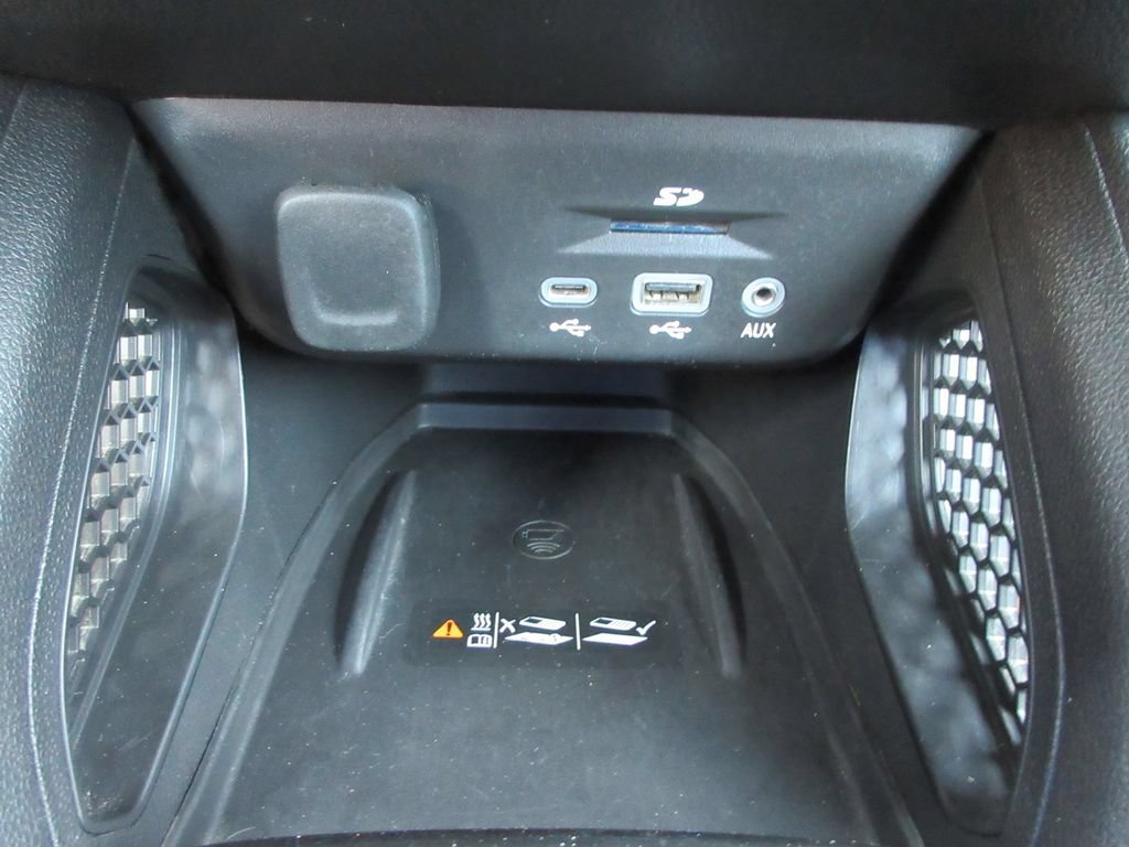 Certified 2021 Chevrolet TrailBlazer ACTIV w/ Sun and Liftgate Package AWD/4WD image 32