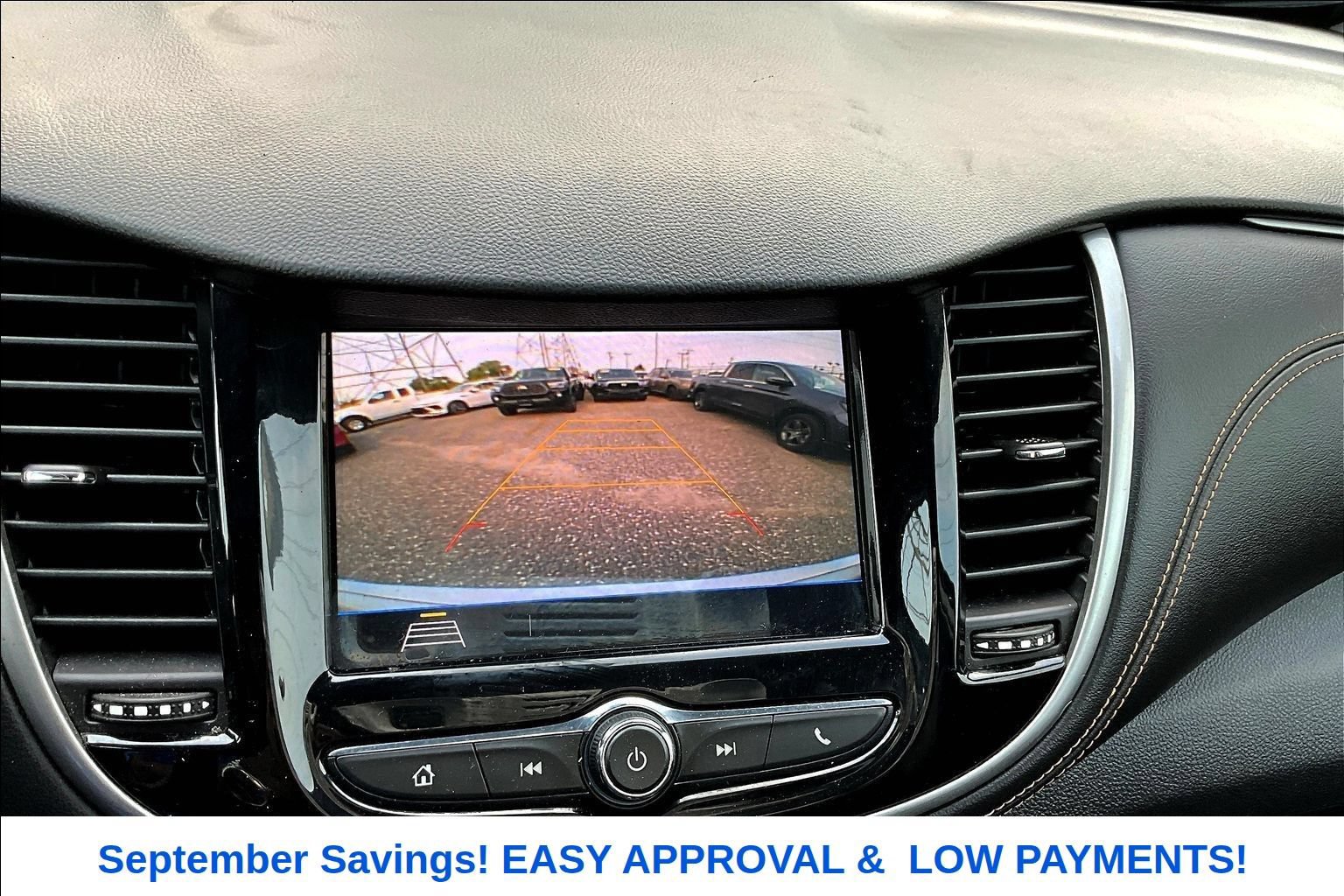 Used 2018 Chevrolet Trax LT w/ LT Convenience Package FWD image 13