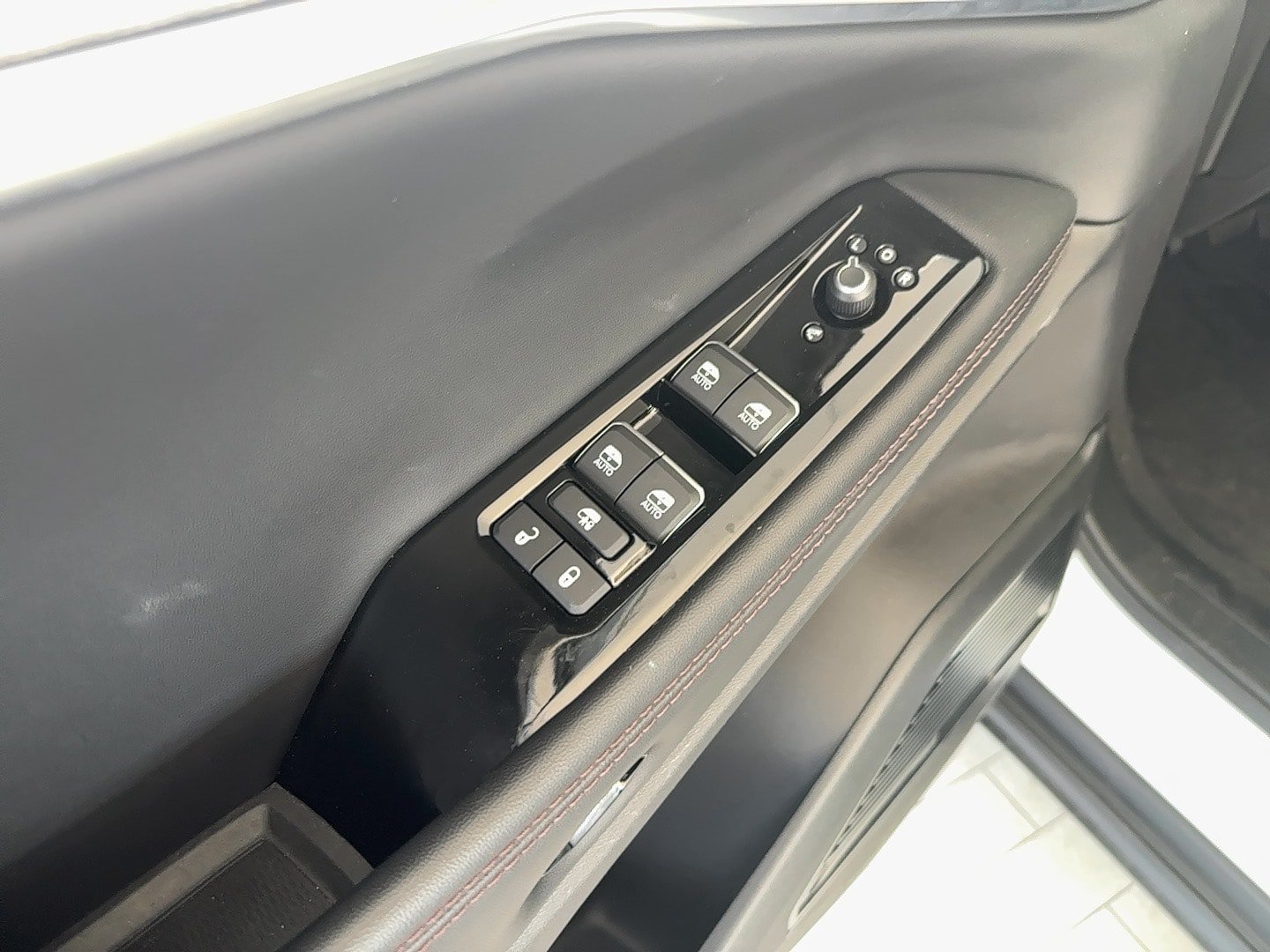 New 2024 Jeep Wagoneer Launch Edition AWD/4WD image 9