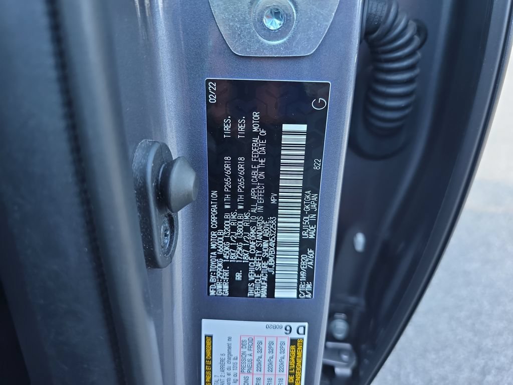 Used 2022 Lexus GX 460 w/ Accessory Package AWD/4WD image 38