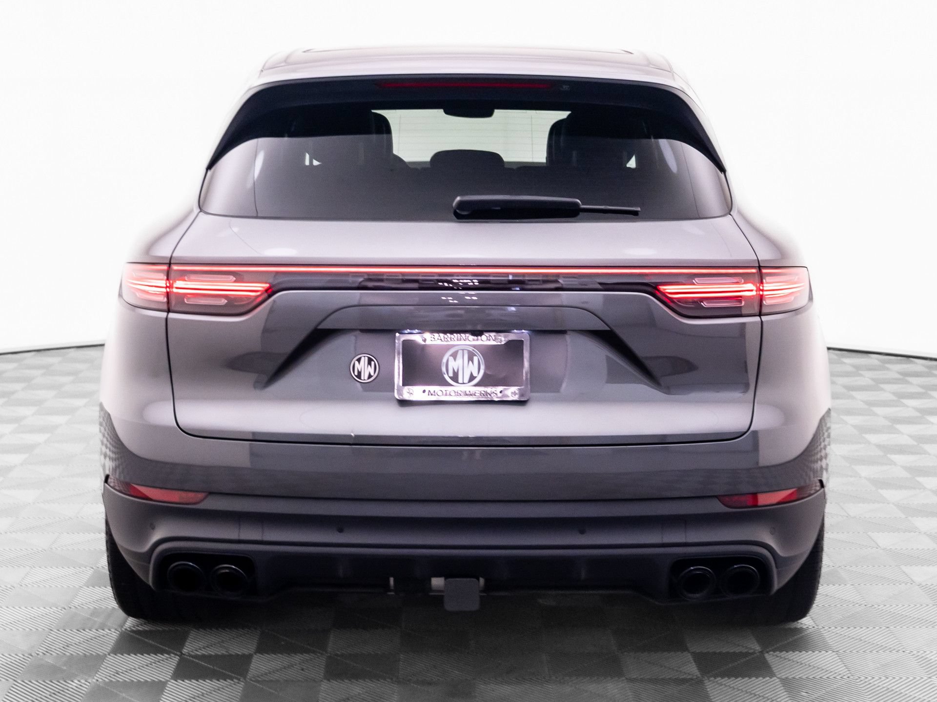 Certified 2023 Porsche Cayenne AWD/4WD image 36