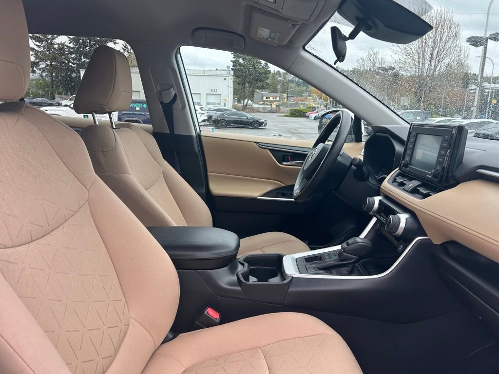 Certified 2021 Toyota RAV4 XLE image 16