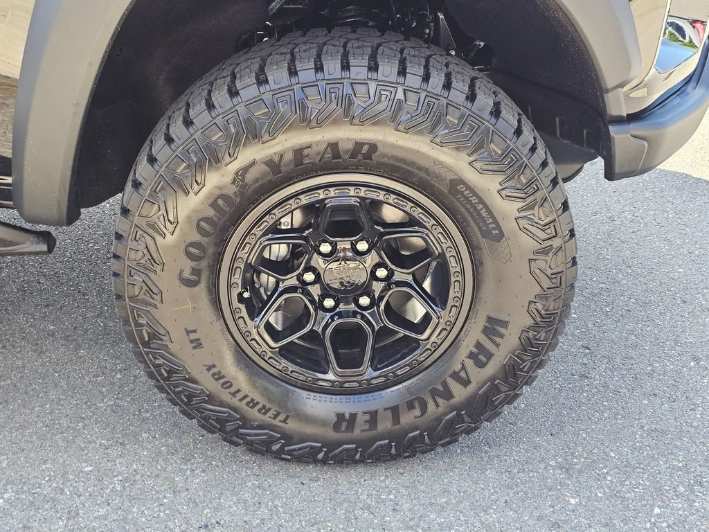 New 2026 Chevrolet Colorado ZR2 w/ ZR2 Bison Edition AWD/4WD image 9