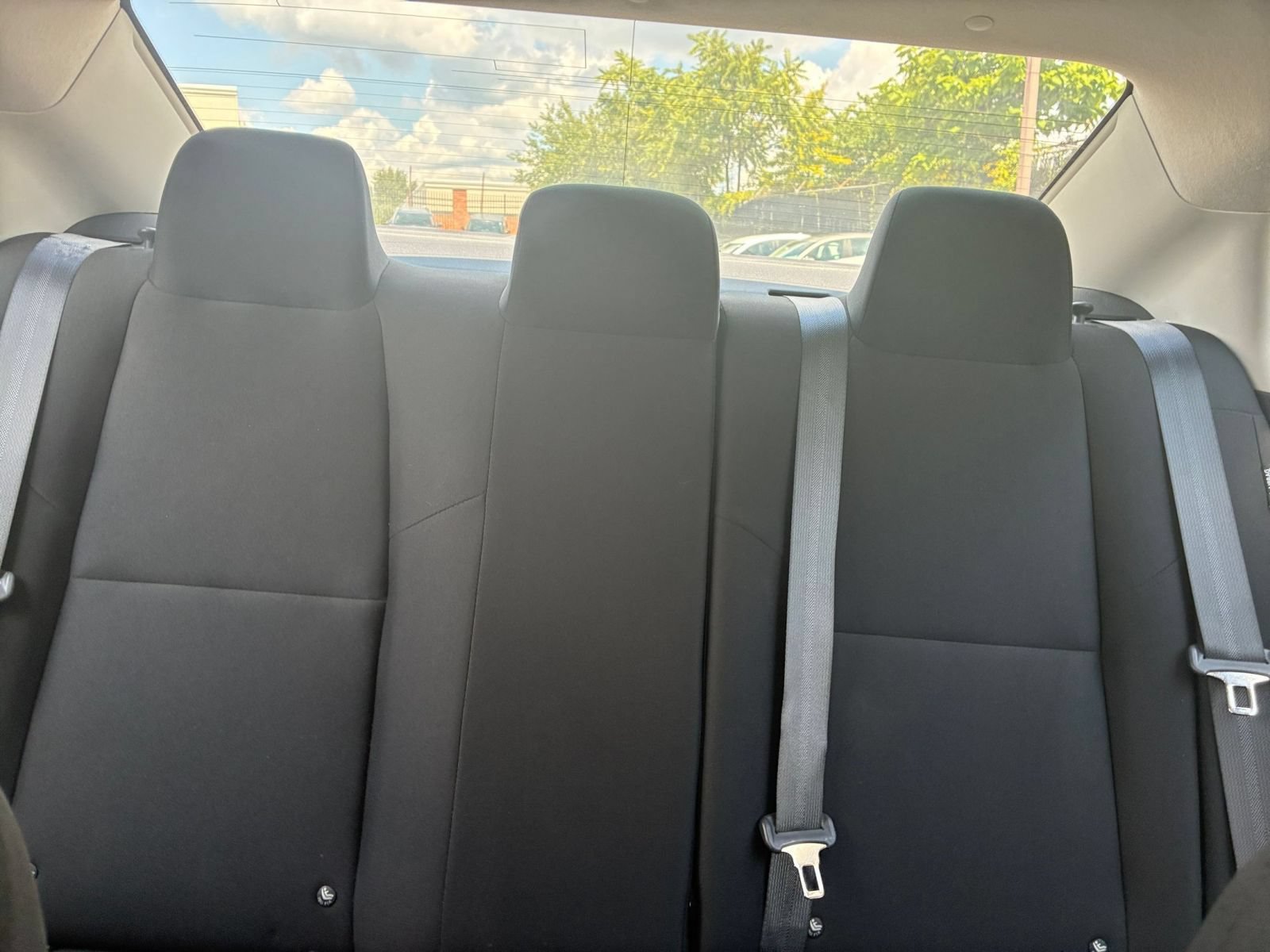 Used 2025 Nissan Sentra S FWD image 33